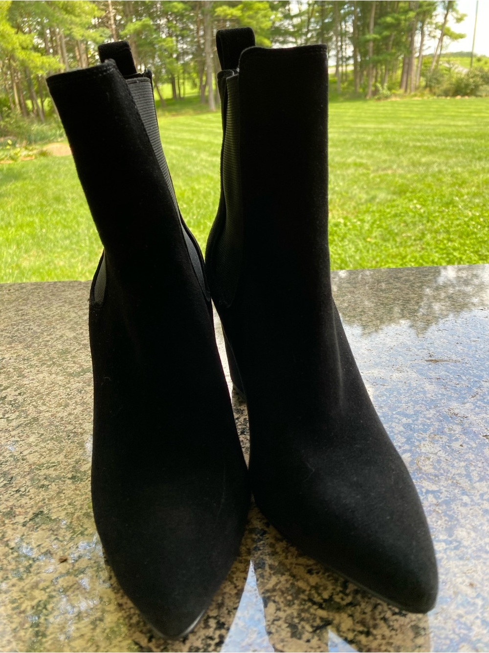 Steve Madden Black Pointed Chelsea Ankle Boots